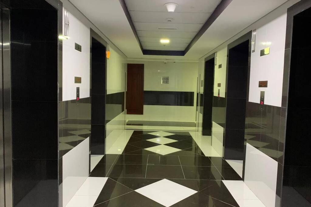 Cozy 2Bhk Near To Dmcc Metro Station -505 Διαμέρισμα Ντουμπάι Εξωτερικό φωτογραφία