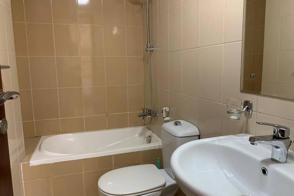Cozy 2Bhk Near To Dmcc Metro Station -505 Διαμέρισμα Ντουμπάι Εξωτερικό φωτογραφία